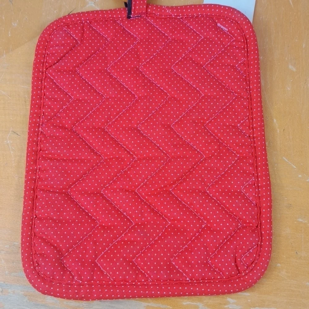 Vintage 1984 Coca-Cola official licensed set of 2 red & white w tags pot holders